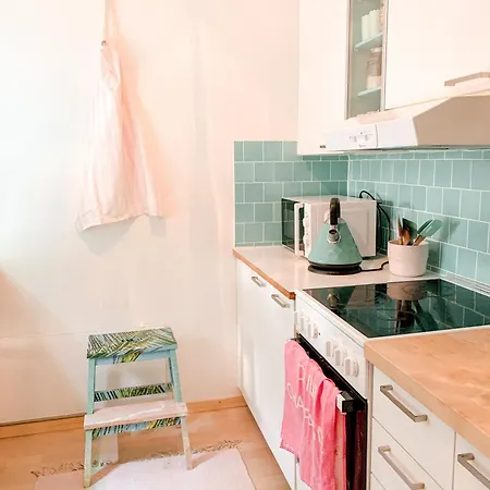 Beautiful Close To The Sea And Center