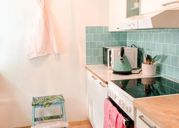 Beautiful Close To The Sea And Center